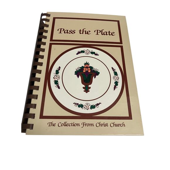 Pass the Plate Cookbook 1981 Christ Episcopal Church New Bern NC Spiral - Picture 1 of 9